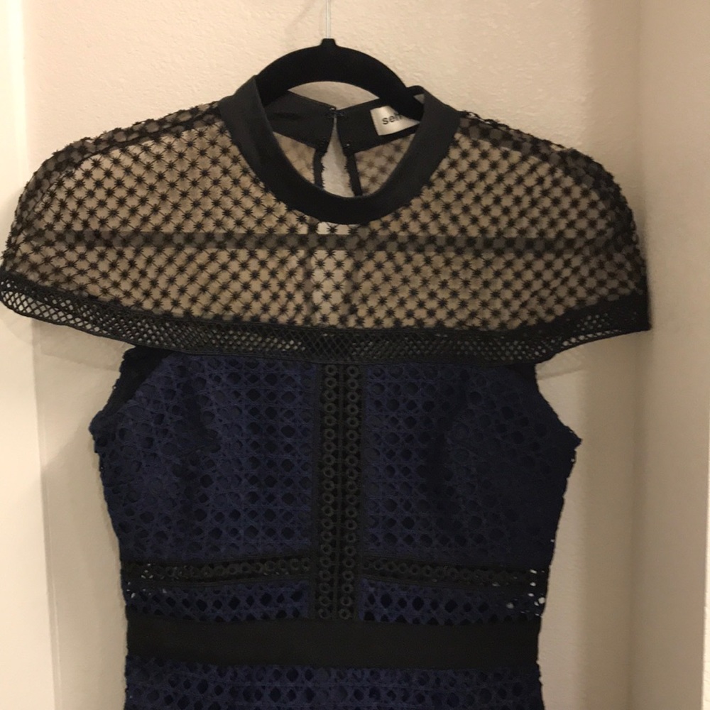 Dress - Picture 2 of 4